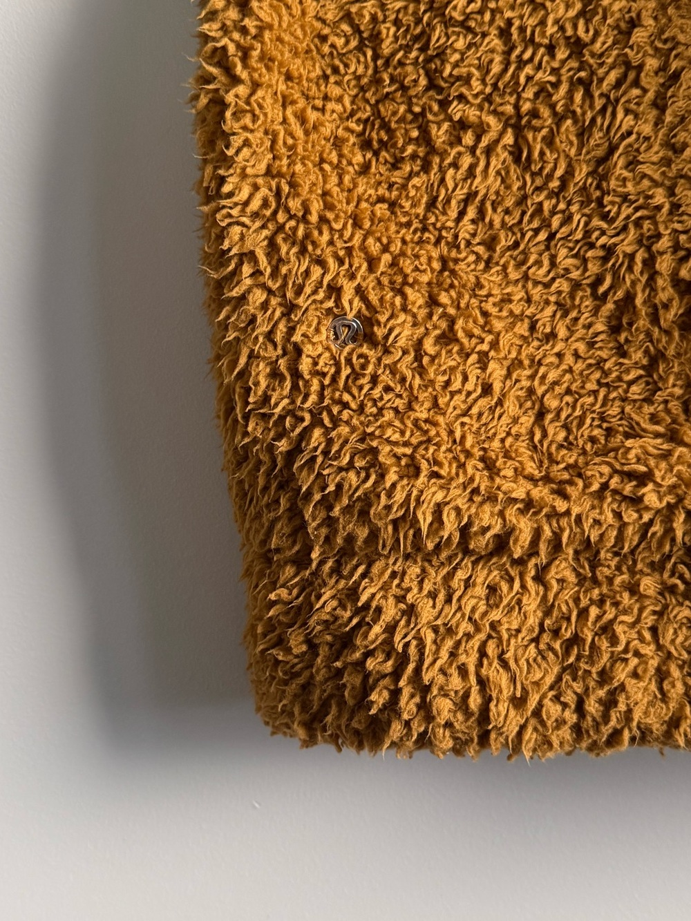 lululemon oh so sherpa jacket - Picture 10 of 16